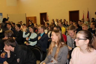 дети слушают12.jpg